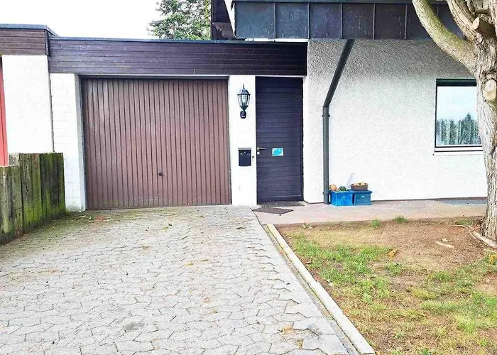 Calm Located Penthouse Near Nuernberg *